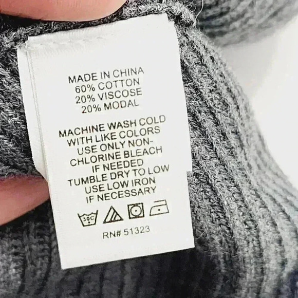 NWT 1. State V neck Balloon sleeve Knit Sweater Women's M Gray 9224 - Picture 7 of 8